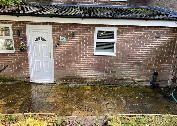 Stonebarn Lane One Bed