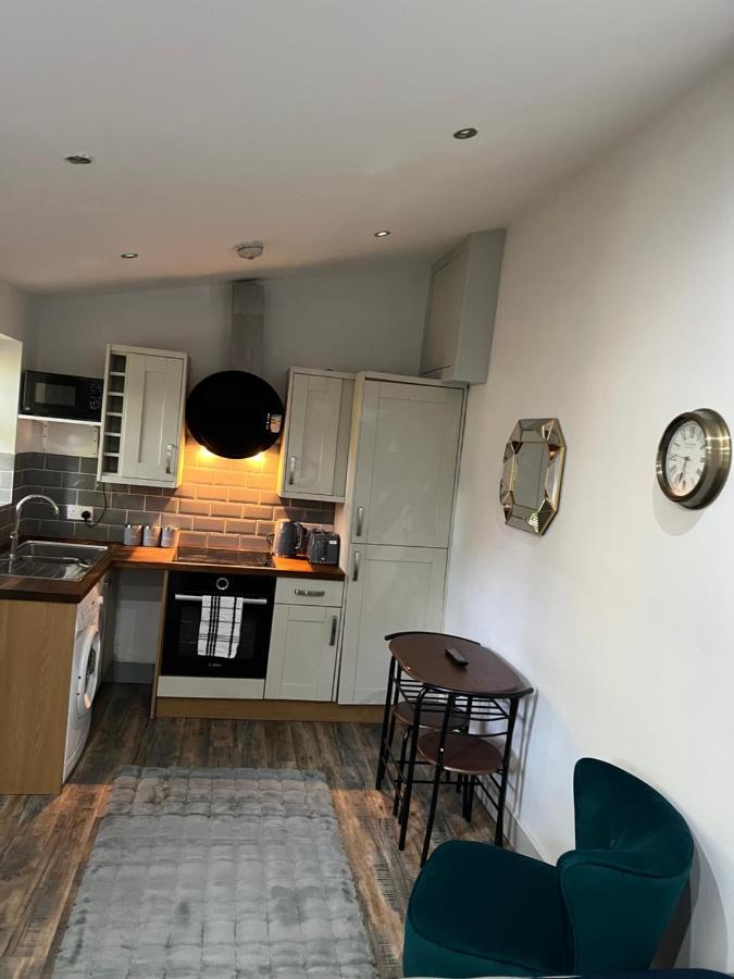 Stonebarn Lane One Bed Apartment *